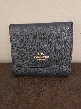 Coach Small Trifold Wallet in Black for Women (Preowned)